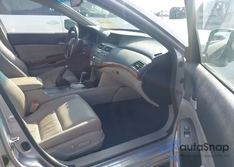 2011 Honda Accord 2.4 Ex-L z USA, uszkodzony, nr VIN 1HGCP2F80BA087303